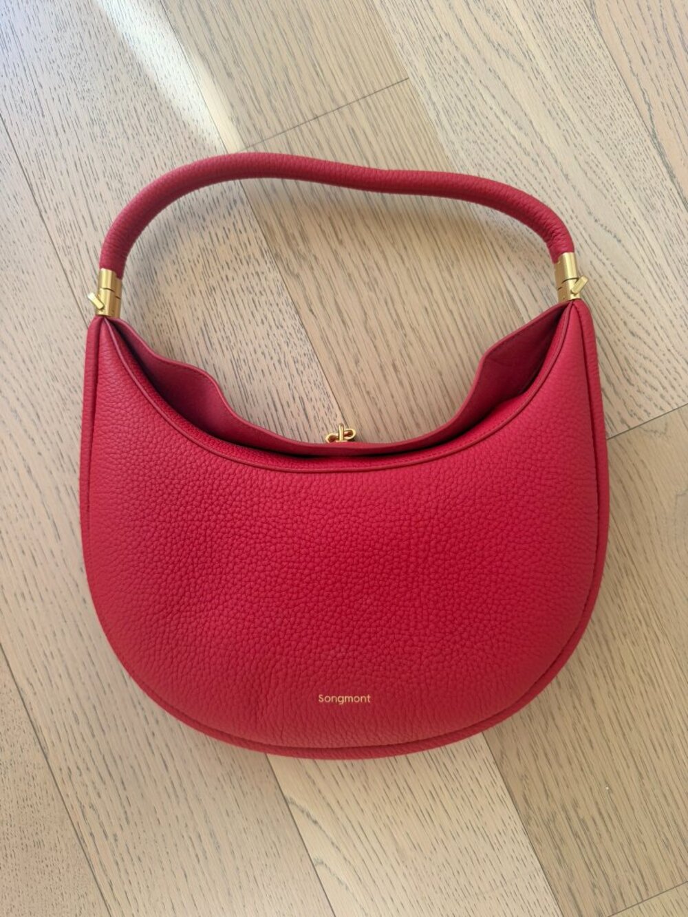 Red 4-in-1 Crescent Bag - Picture 5 of 5